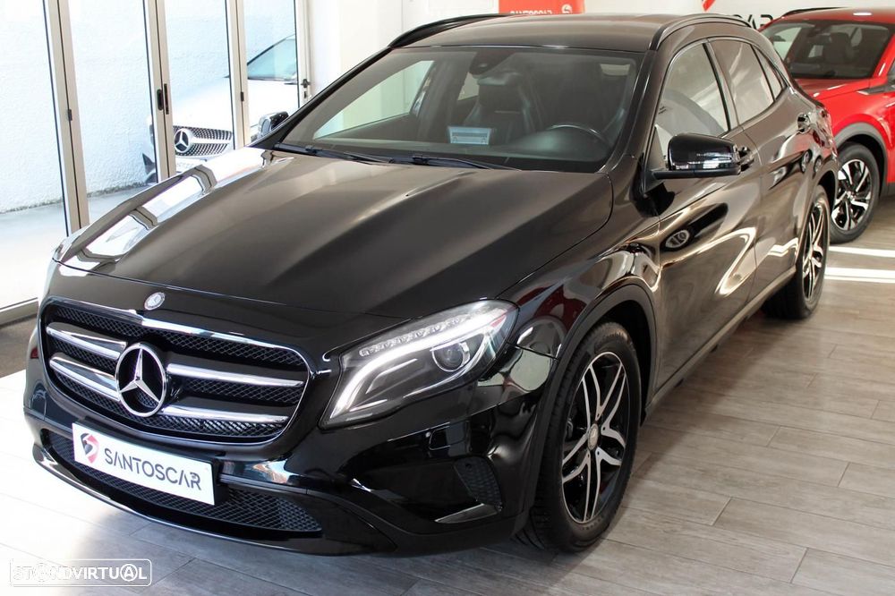 Mercedes-Benz GLA 180 d Urban - 2