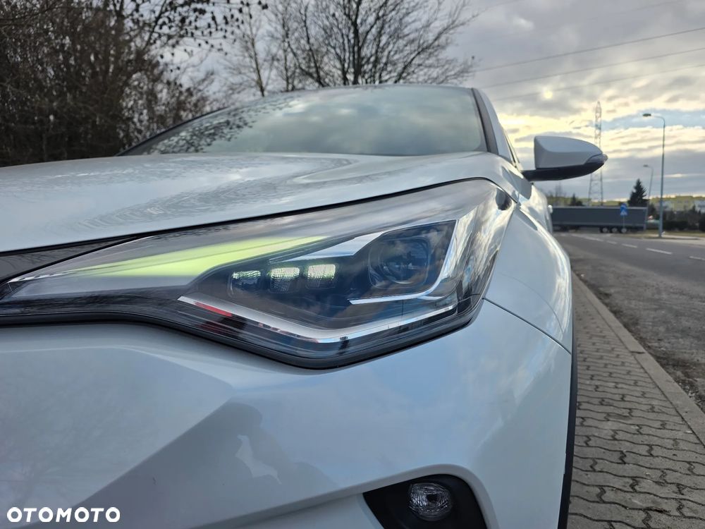Toyota C-HR 2.0 Hybrid Executive - 10