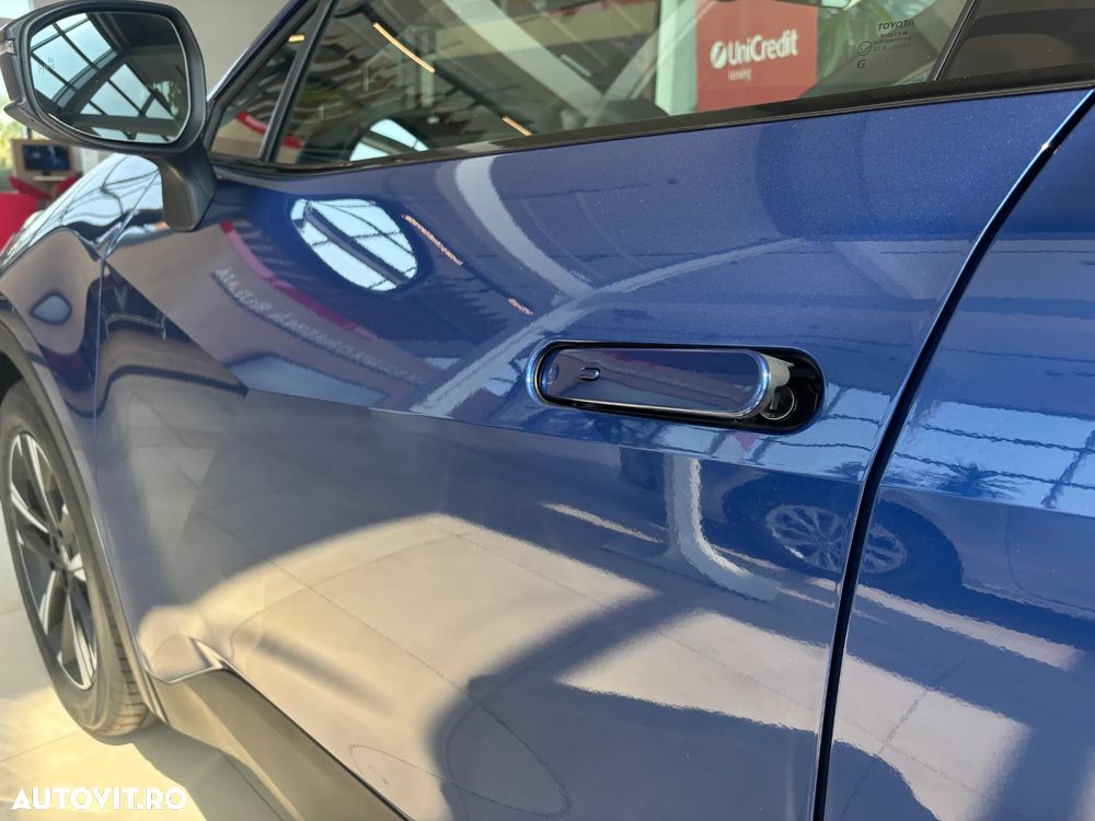 TOYOTA C-HR 2026 — imagine 14