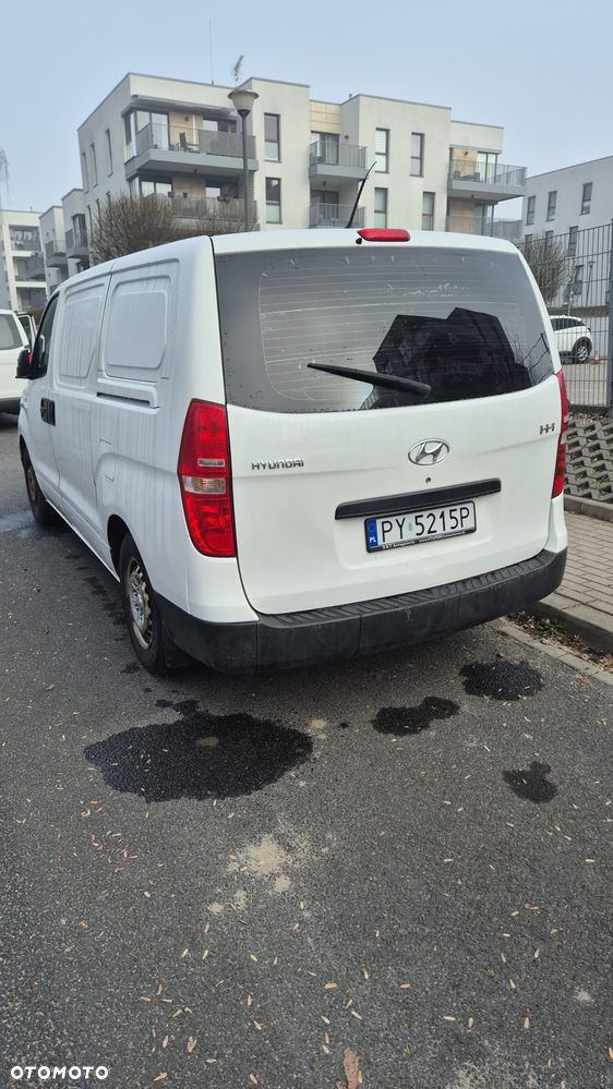 Hyundai H-1 - 3