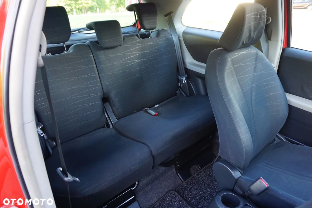 Toyota Yaris - 35