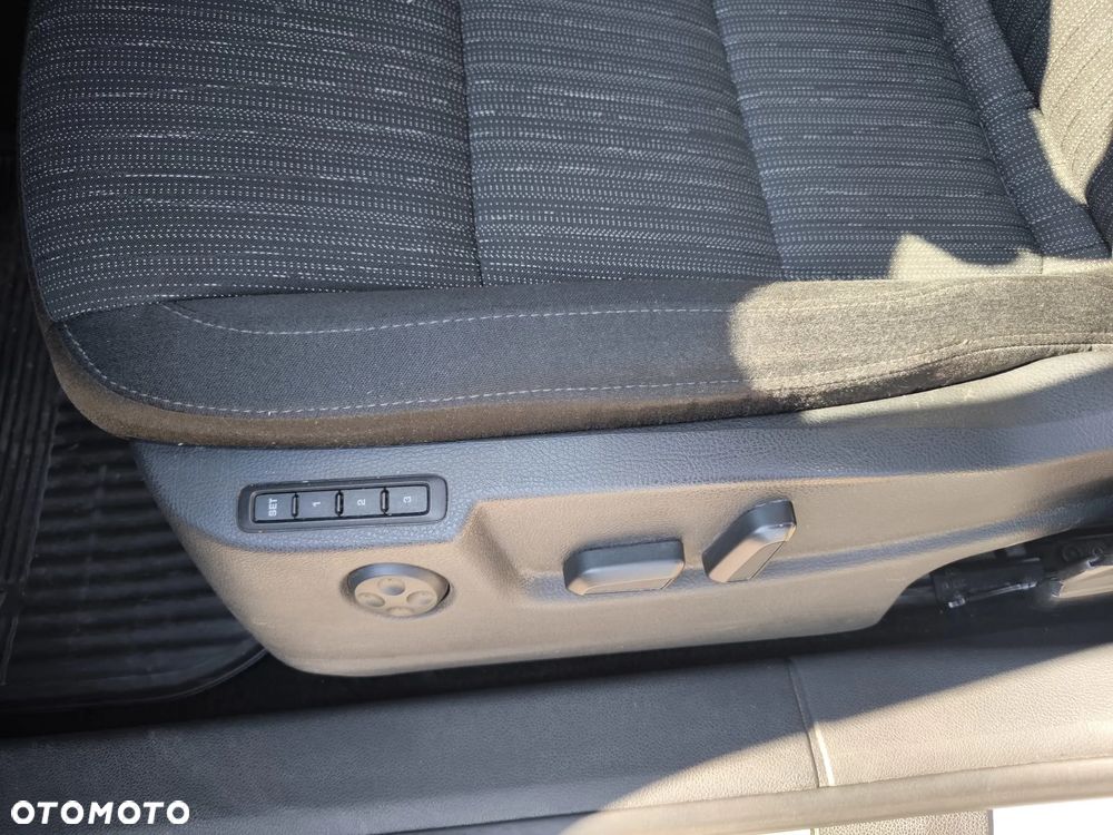 Skoda Superb 2.0 TDI Elegance - 7