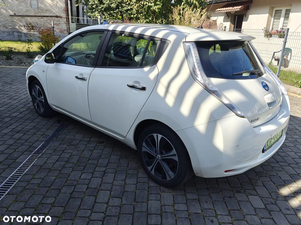 Nissan Leaf 2017 photo 4