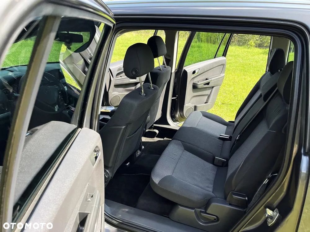 Opel Zafira - 7