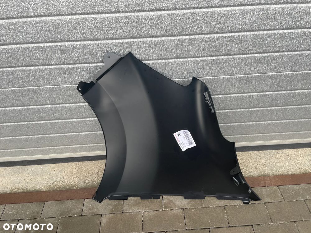 BŁOTNIK PRZEDNI PRAWY RENAULT MASTER IV  2019-- NOWY - 2