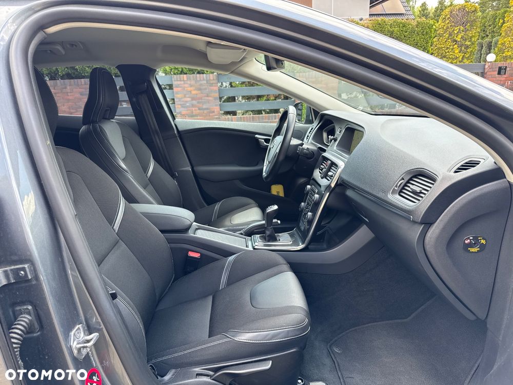 Volvo V40 - 39