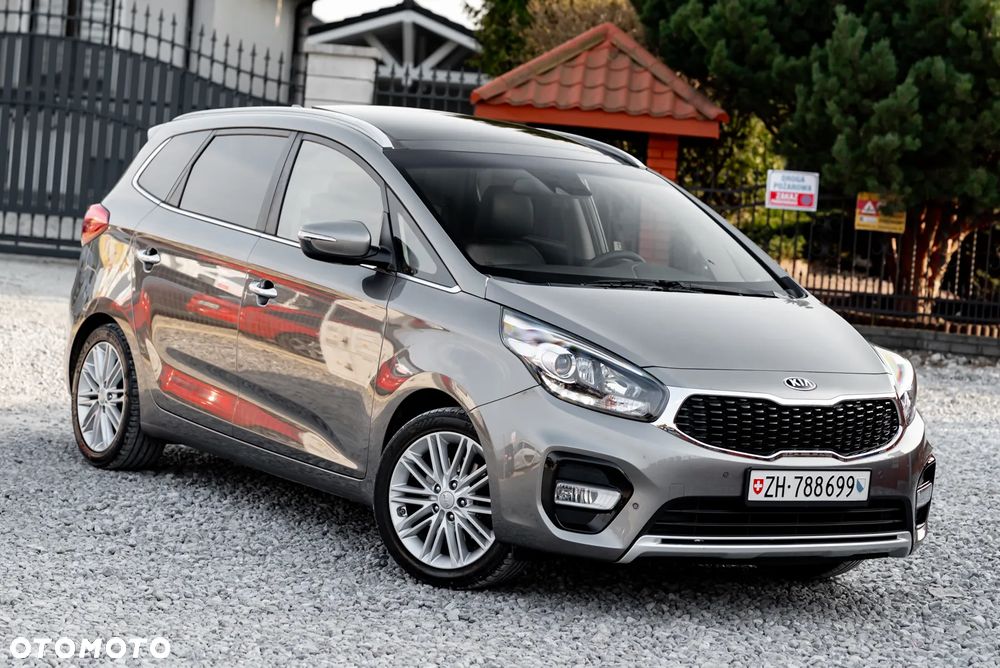Kia Carens 1.6 GDI S 7os - 3