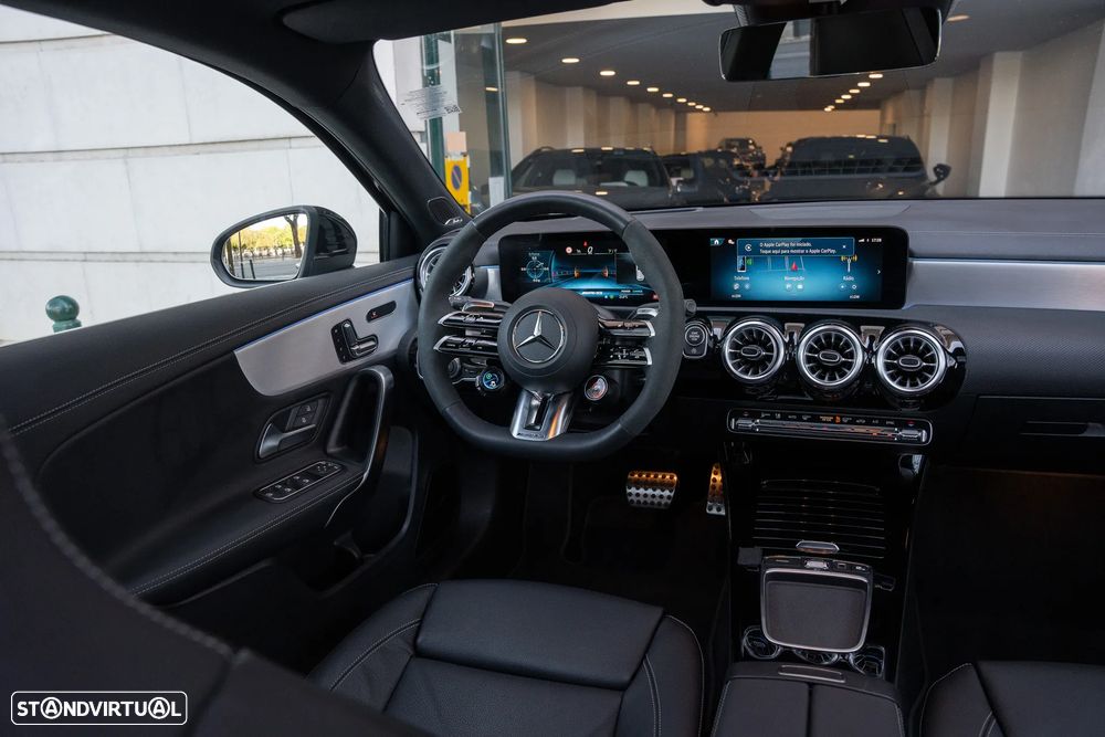 Mercedes-Benz A 35 AMG 4Matic - 11