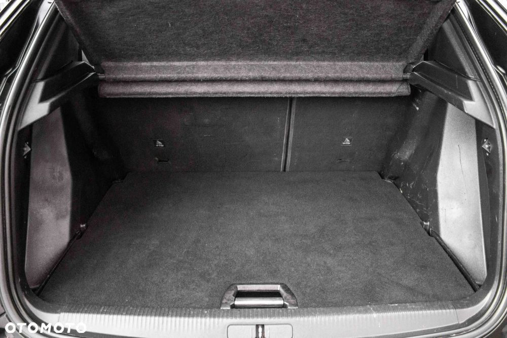 Peugeot 2008 1.2 PureTech GT S&S EAT8 - 26