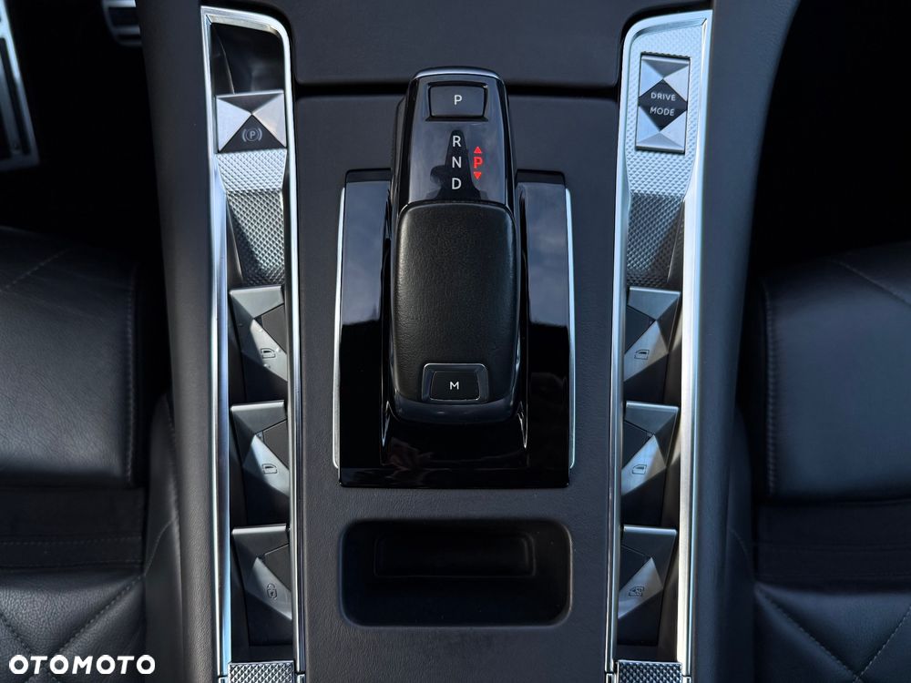 DS Automobiles DS 7 Crossback - 18