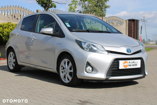 Toyota Yaris Hybrid 100 Premium