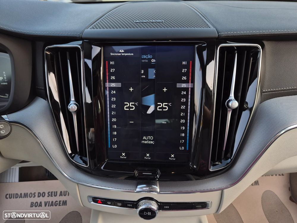 Volvo XC 60 2.0 T8 PHEV Inscription AWD - 28