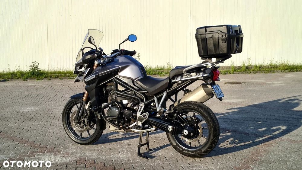 Triumph Tiger - 4