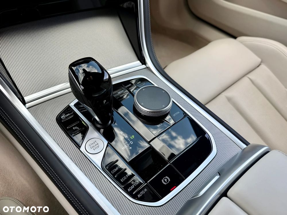 BMW Seria 8 840d xDrive mHEV - 20