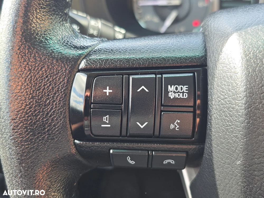 Toyota Hilux 2.4D 150CP 4x4 Double Cab AT Executive - 14