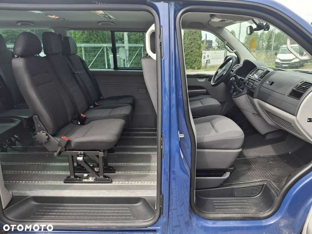 Volkswagen Caravelle - 15