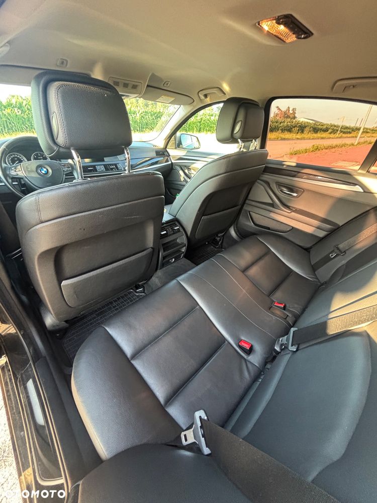 BMW Seria 5 520d xDrive - 8