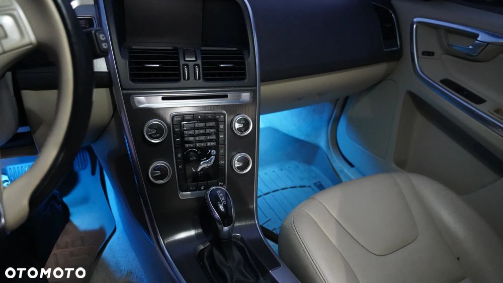 Volvo XC 60 - 27