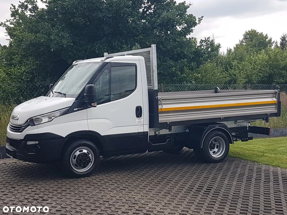 Iveco 35C15 WYWROTKA 3 STRONNA KIPER 3,20x2,06 BLIŹNIAKI KLIMA MANUAL 6-BIEGÓW HAK - 17
