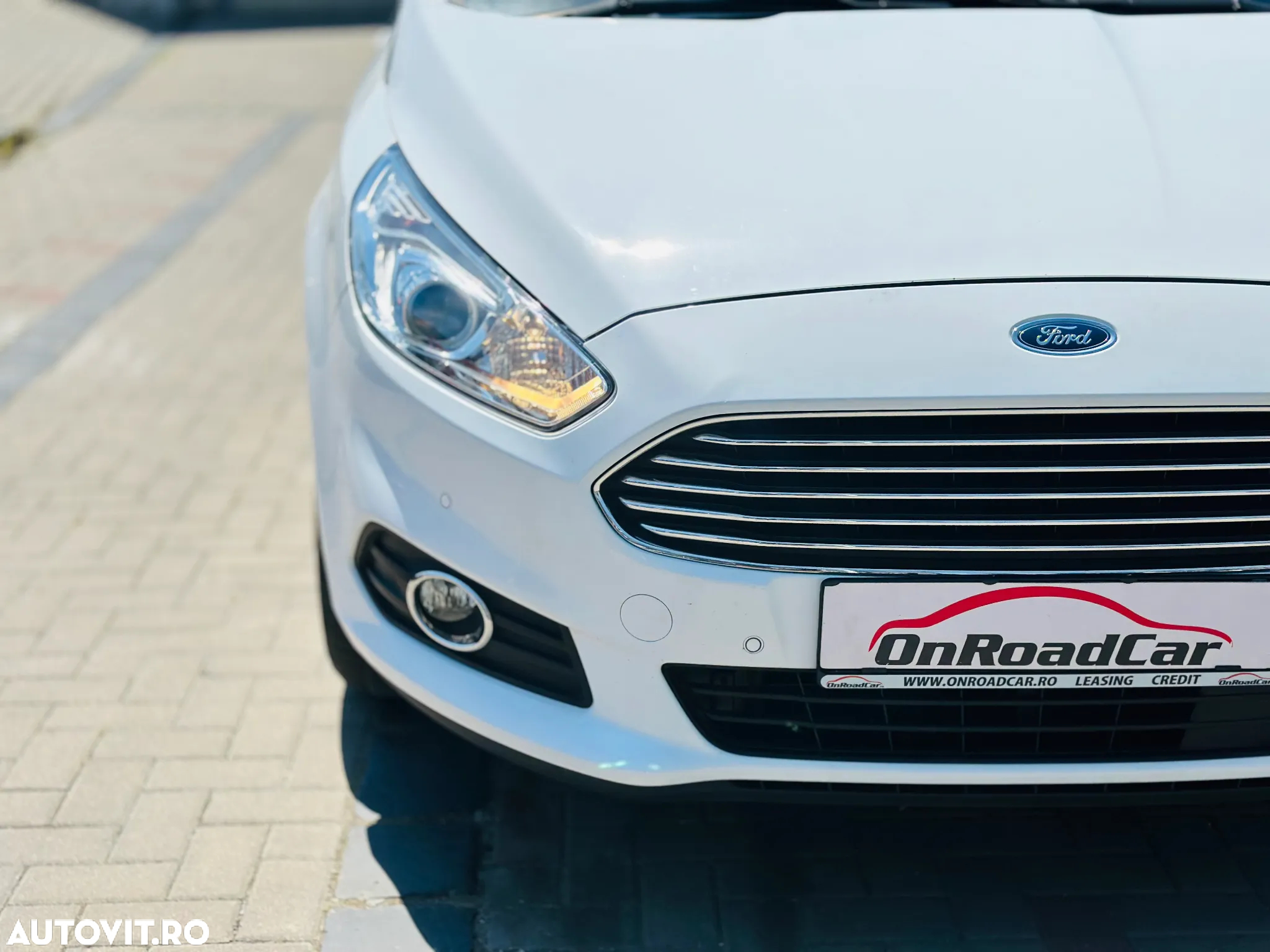 Ford S-Max 2.0 EcoBlue Allrad Aut. Business - 23