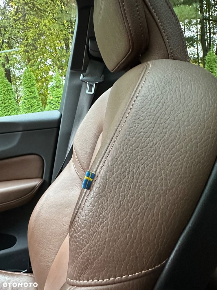 Volvo XC 60 T6 AWD Inscription - 24