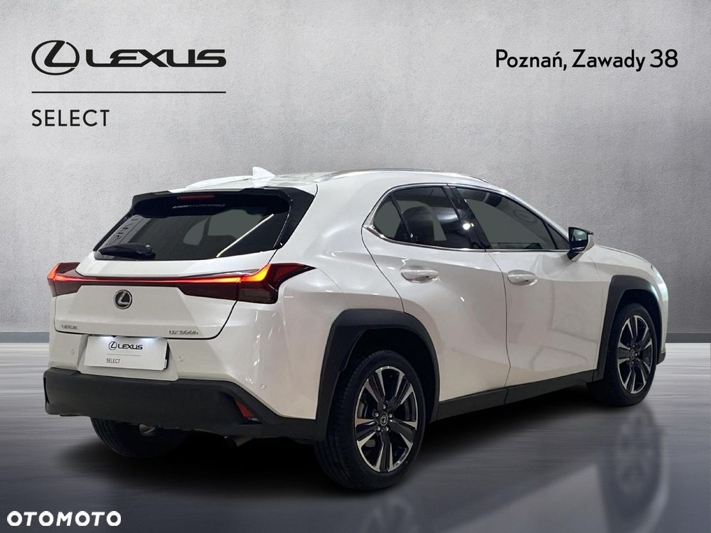 Lexus UX 300h Business - 2