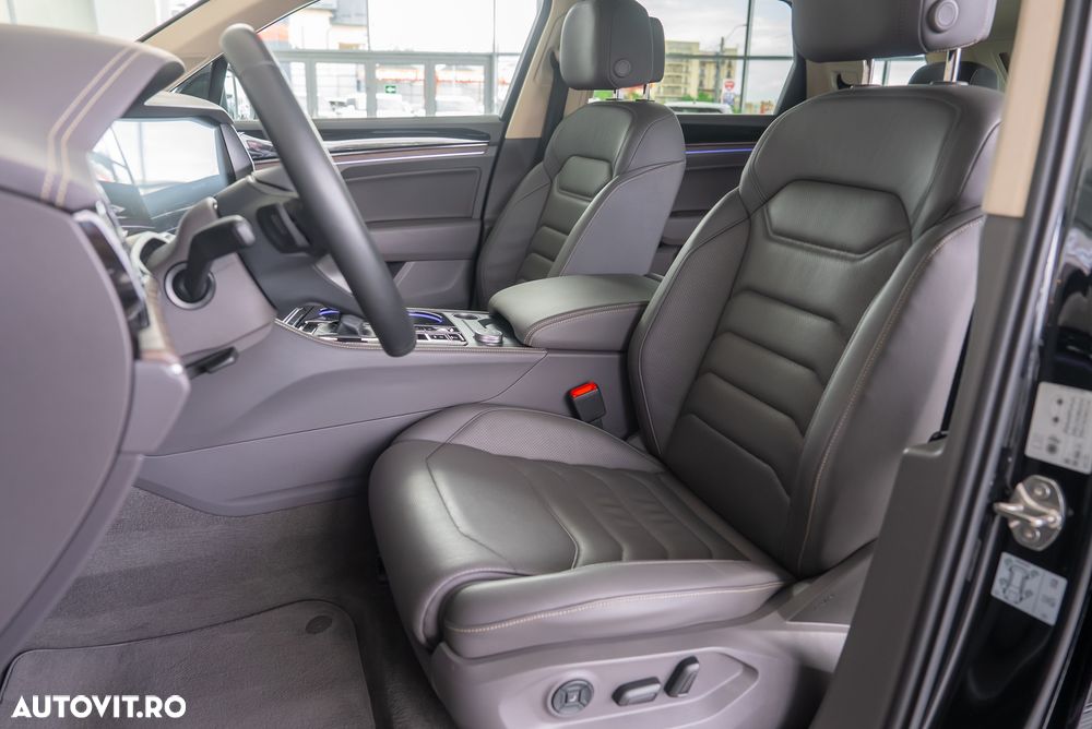 Volkswagen Touareg 3.0 V6 e-Hybrid 4Motion Aut. Elegance - 21