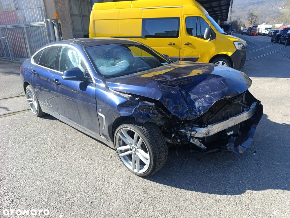 BMW Seria 4 440i xDrive Sport-Aut Luxury Line - 2