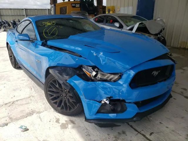 Ford Mustang 5.0 V8 GT - 17