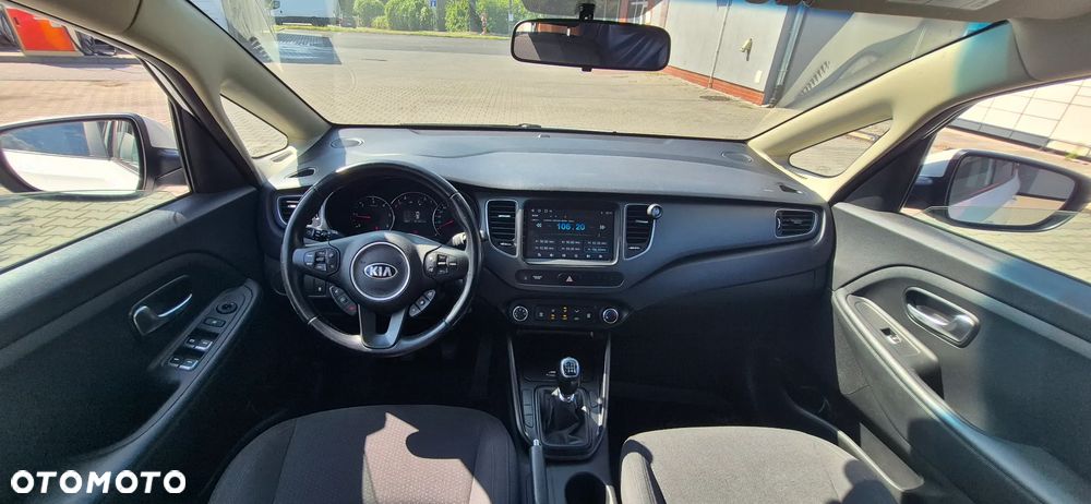Kia Carens 1.7 CRDi 115 Dream Team Edition - 11
