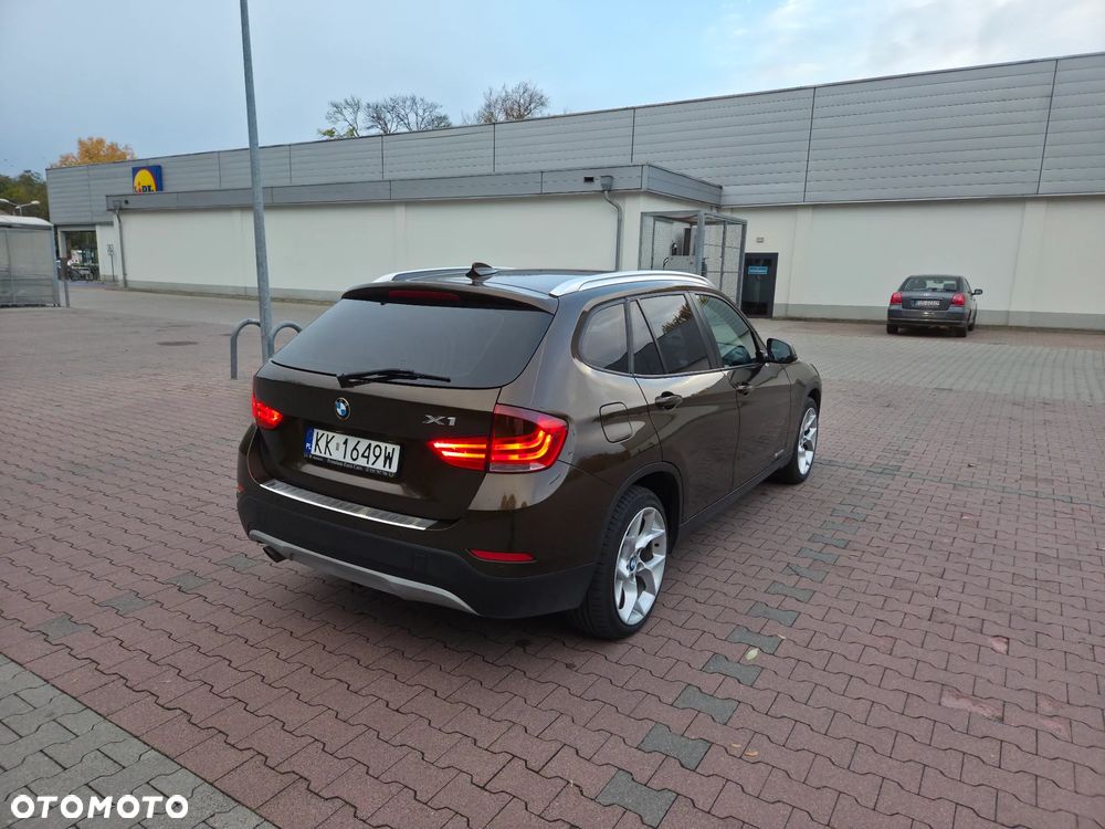 BMW X1 sDrive20d Eff.Dynamics - 9