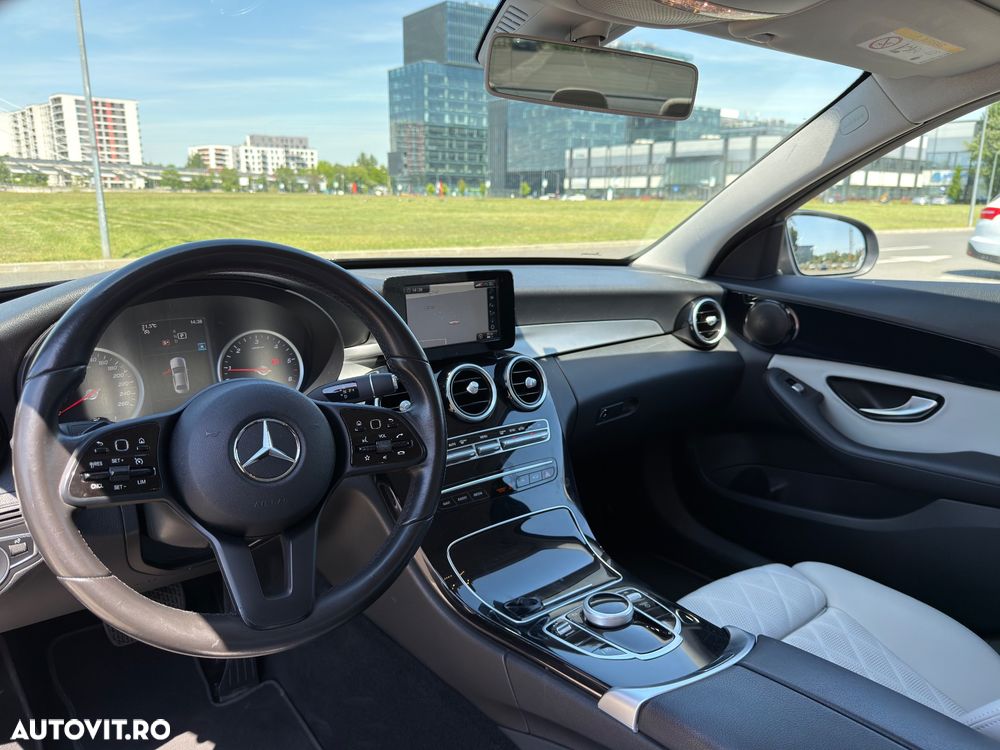 Mercedes-Benz C - 11