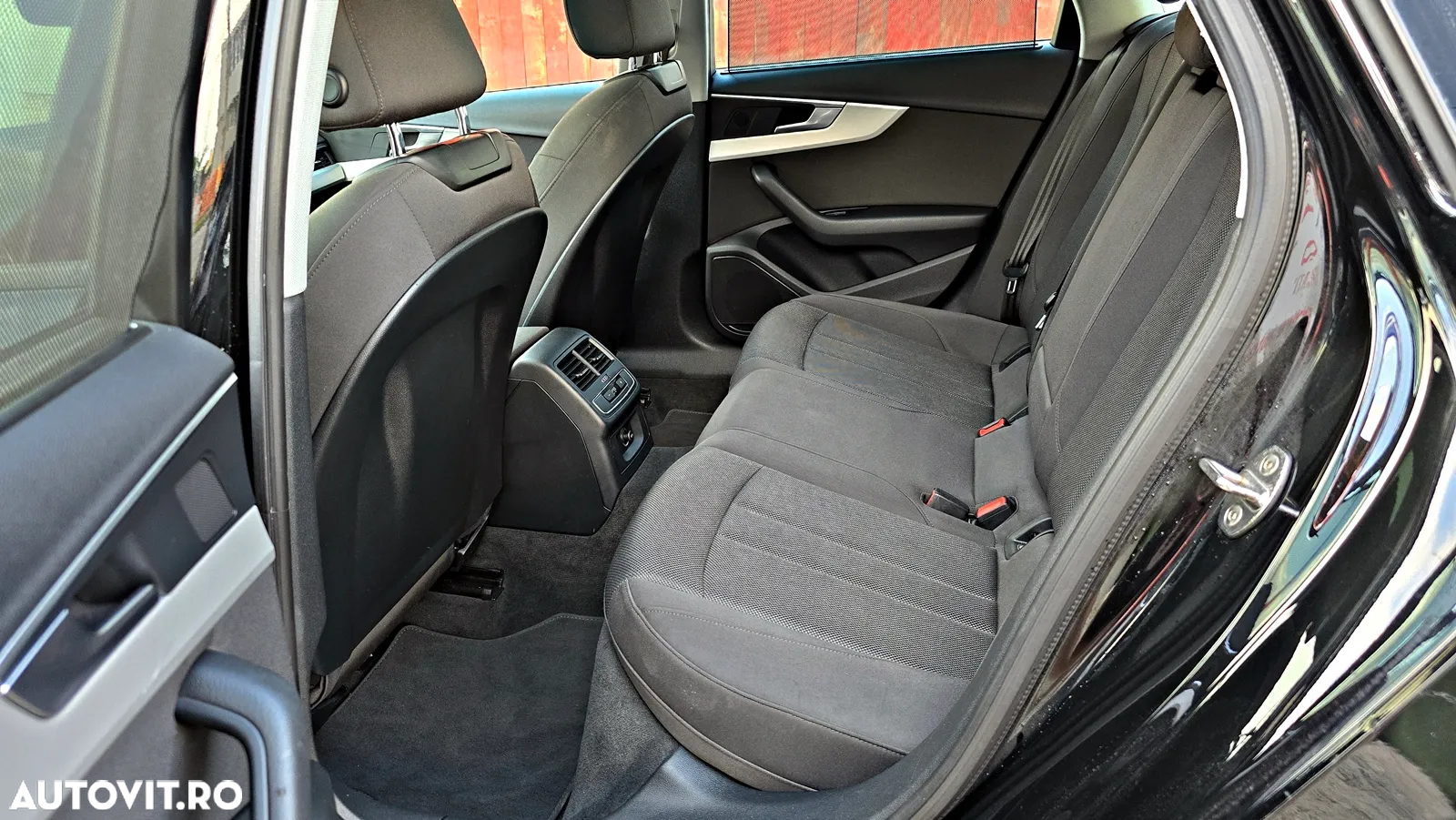 Audi A4 Avant 2.0 35 TFSI S tronic MHEV Advanced - 7