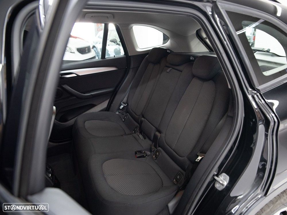 BMW X1 25 e xDrive Line Sport - 10