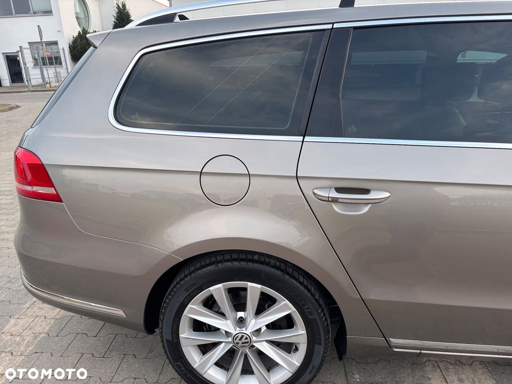 Volkswagen Passat 2.0 TDI Highline DSG - 4