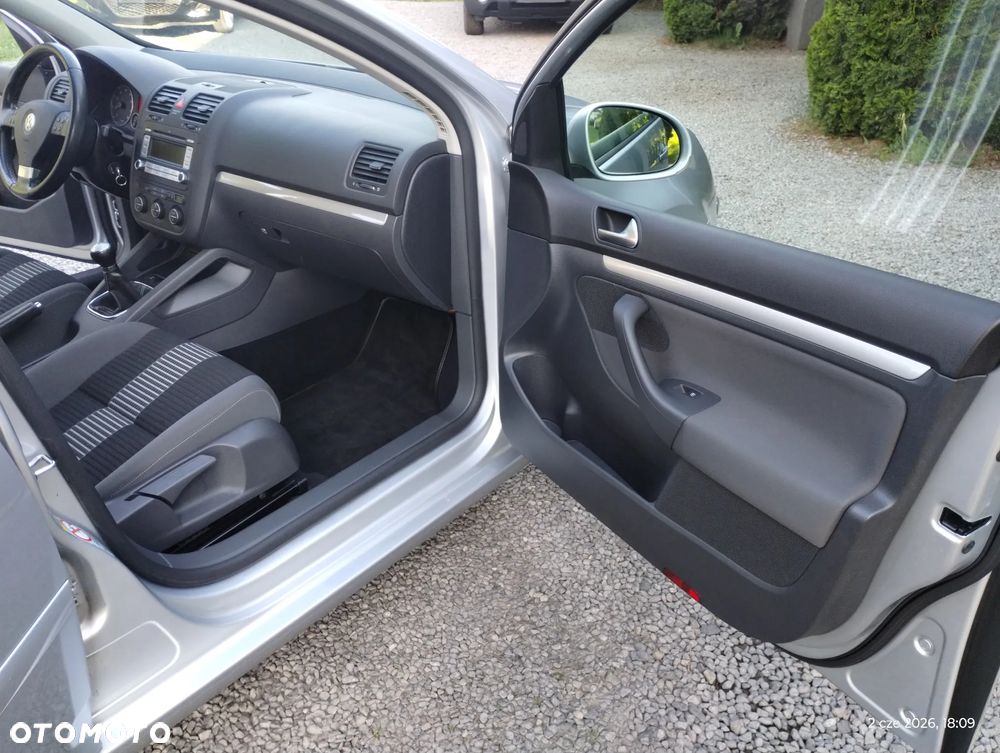Volkswagen Golf 1.6 United - 30