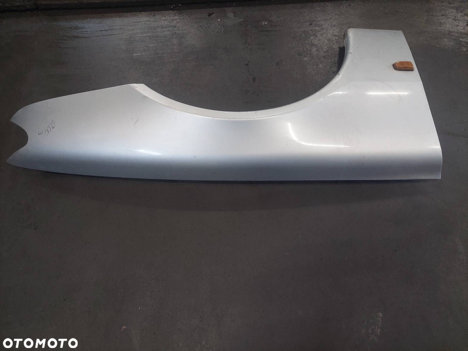 BŁOTNIK PRAWY PRZÓD PEUGEOT 406 I PRZED LIFT MEVW - 2