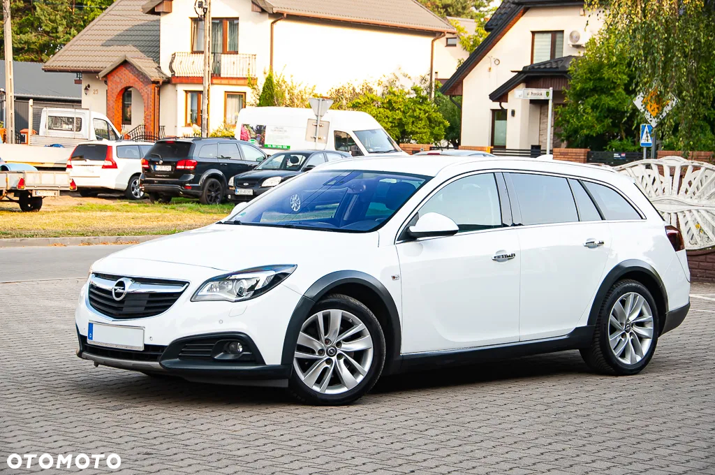 Opel Insignia Country Tourer 2.0 Diesel Exclusive - 12