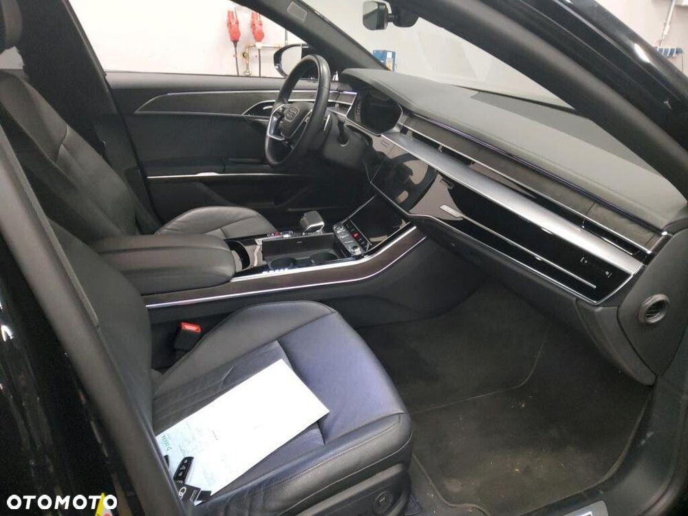 Audi A8 - 9