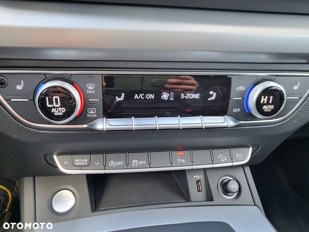 Audi Q5 40 TFSI quattro S tronic S line business - 19