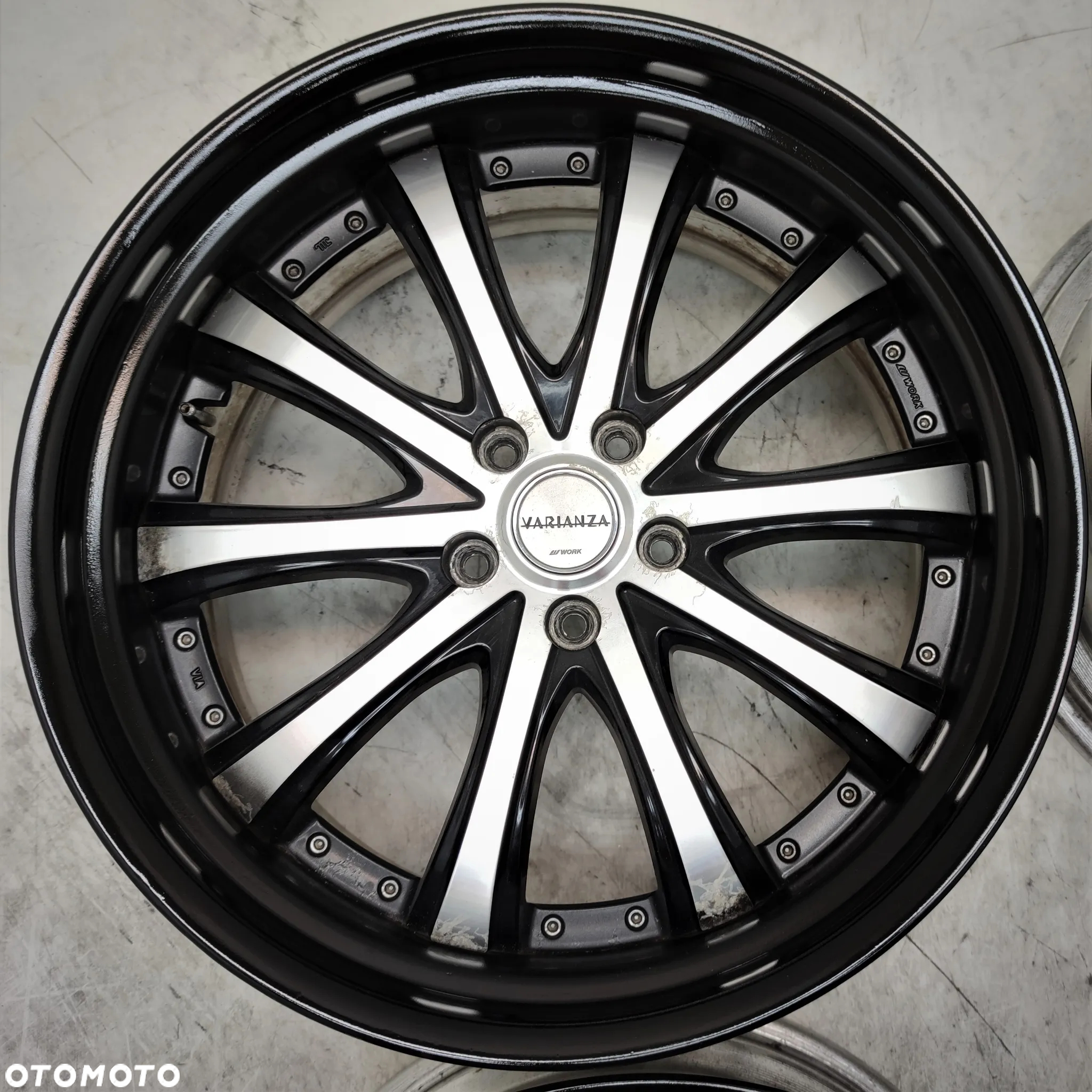 Felgi WORK VARIANZA V5S 20×9,5 10,5 +33 +38 5×114.3 - 5