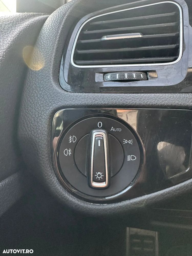 Volkswagen Golf 1.6 TDI SCR DSG Join - 17