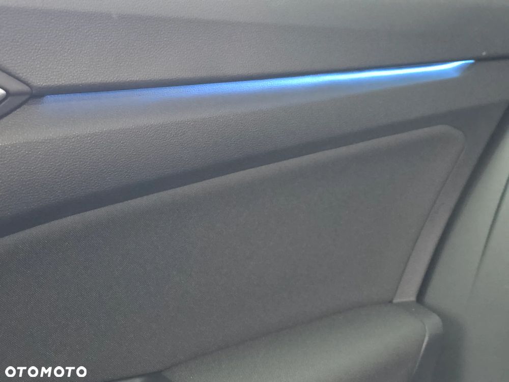 Volkswagen Golf 2.0 TDI Life - 20