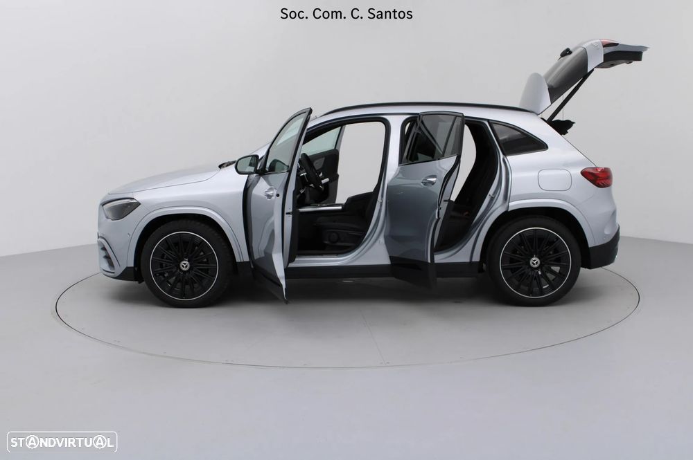 Mercedes-Benz GLA 180 d AMG Line - 9