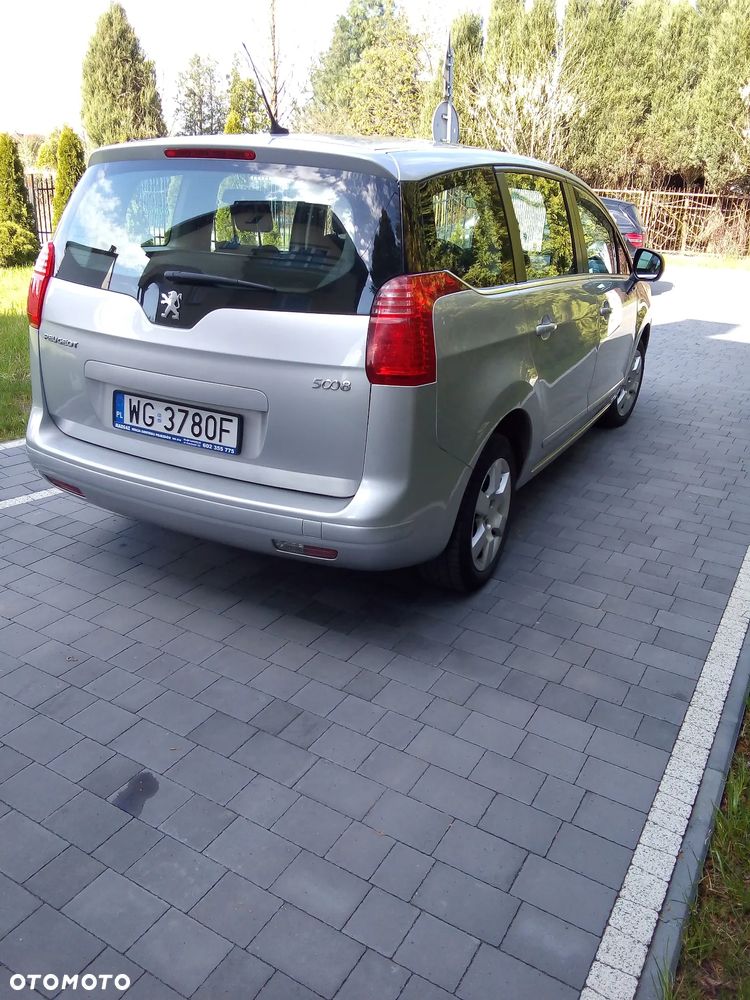 Peugeot 5008 1.6 THP Active 7os - 5