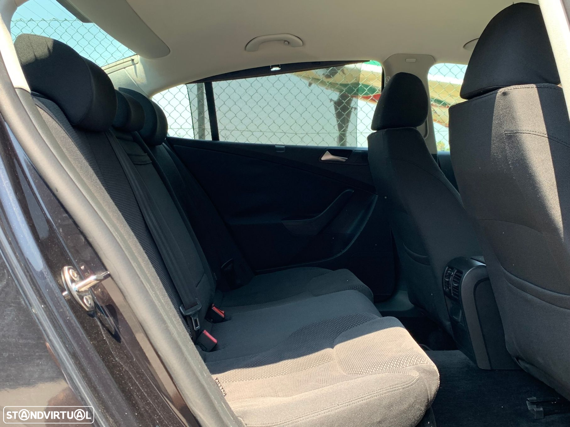 VW Passat 2.0 TDI BM Confortline - 15