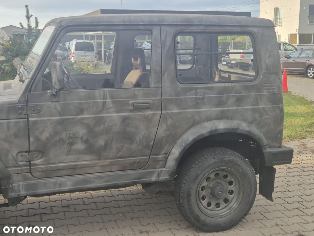 Suzuki Samurai - 8