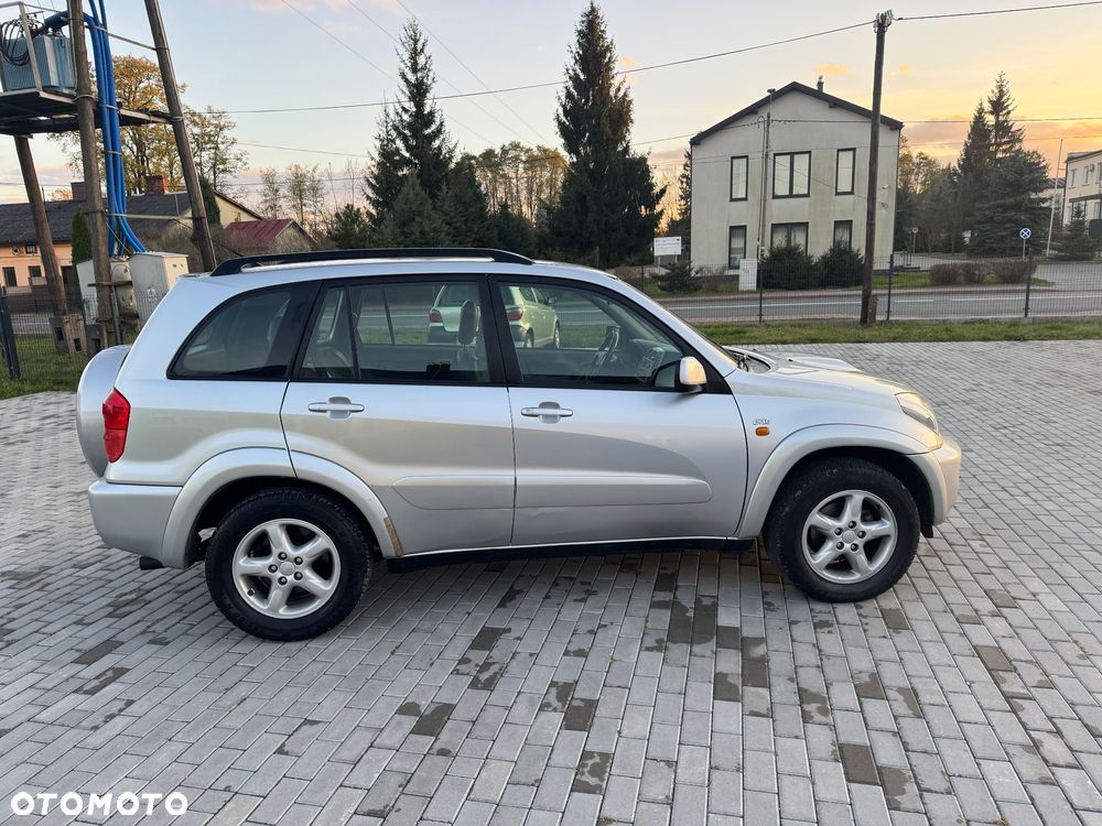 Toyota RAV4 D-4D 4x4 Executive - 10