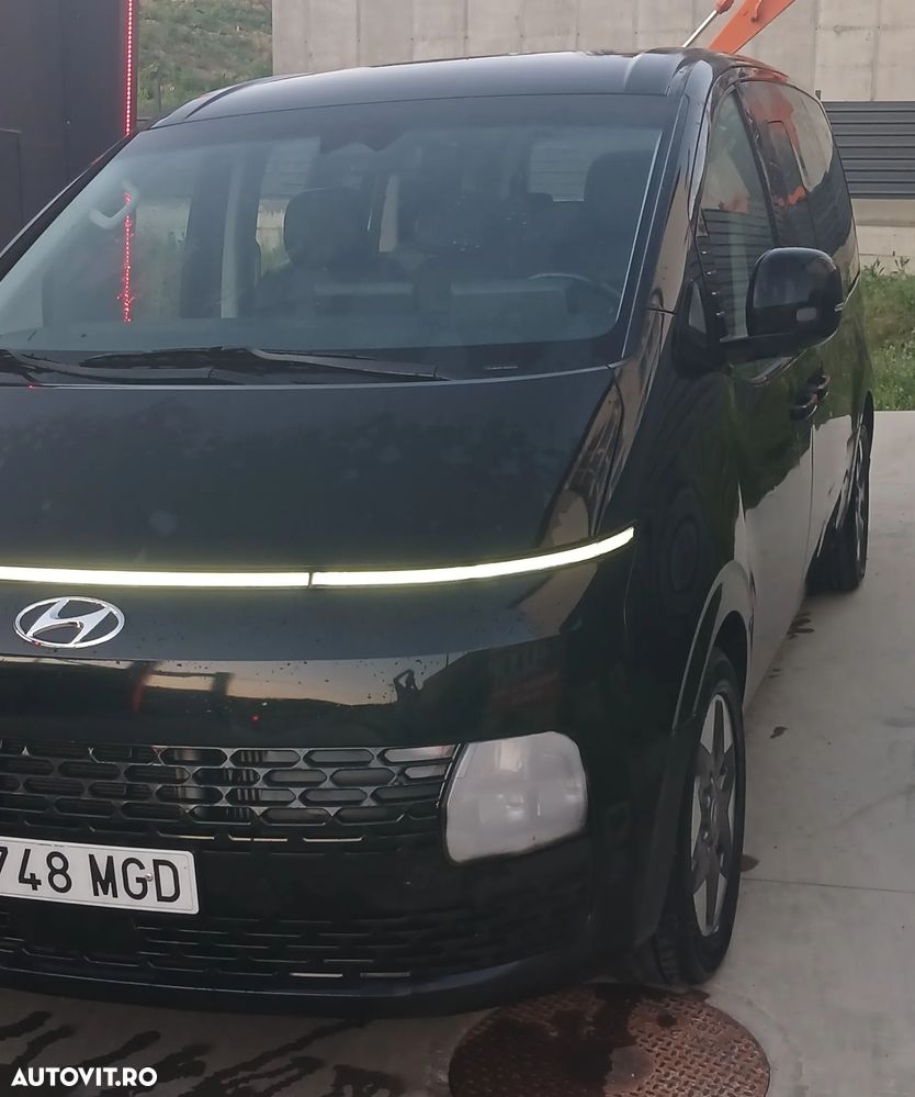 Hyundai Staria - 8