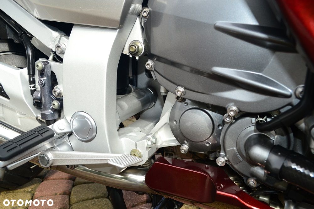 Yamaha FJR - 17